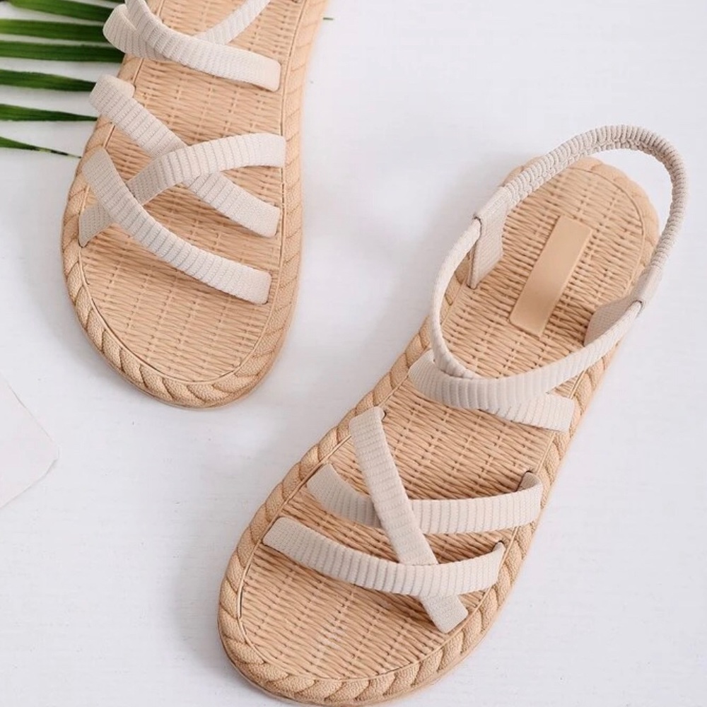 beige true to size
